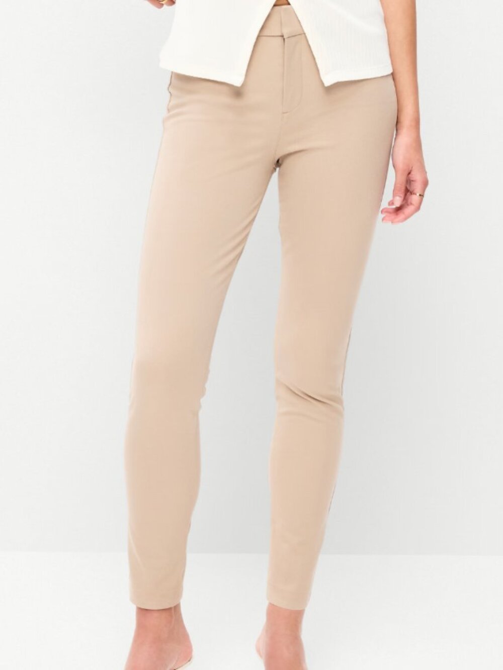 Old Navy Pixie Pants Capri Tan